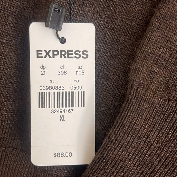 Turtleneck Merino Wool Sweater - Picture 5 of 8